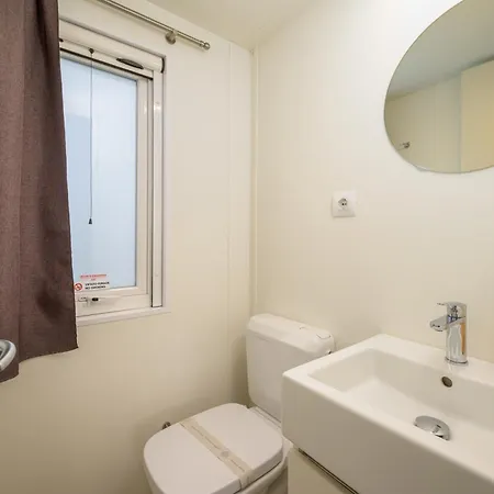 Mobile Homes Peskera Tatil parkı 4*