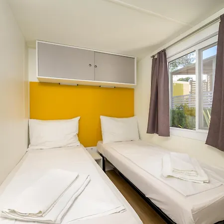 Mobile Homes Peskera Tatil parkı